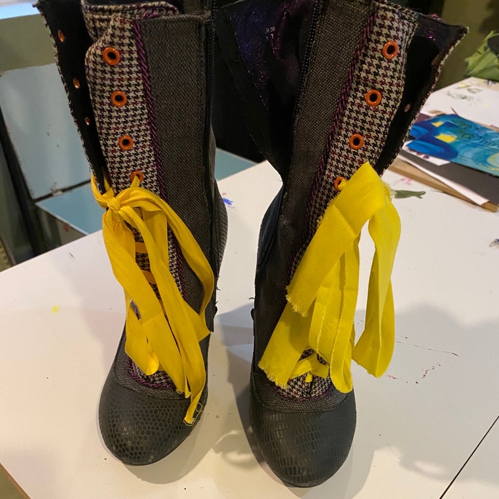 Irregular Choice/Poetic License Zip Up Boots